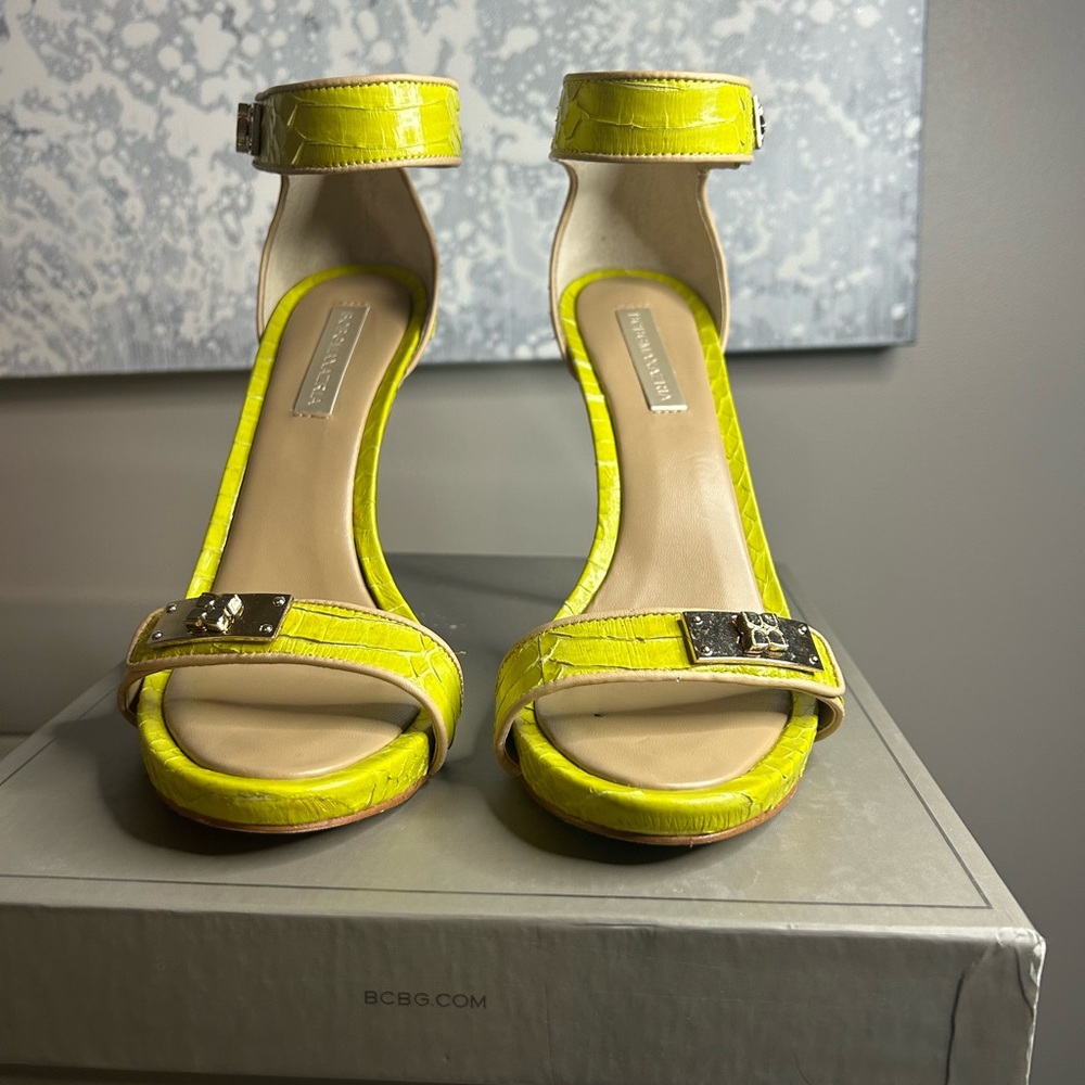 BCBG Max Azria